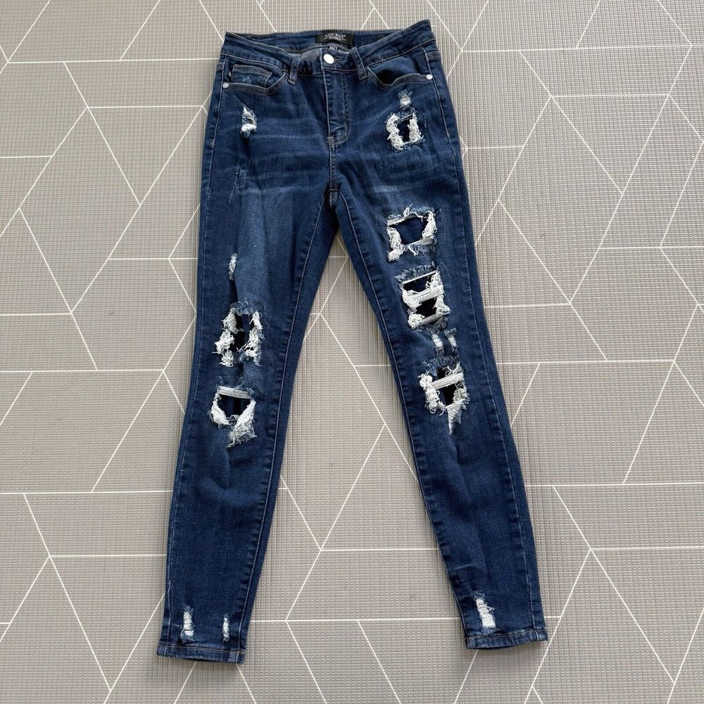Judy Blue Mid Rise Distressed Skinny‎ Jeans Size 5/27 Patches